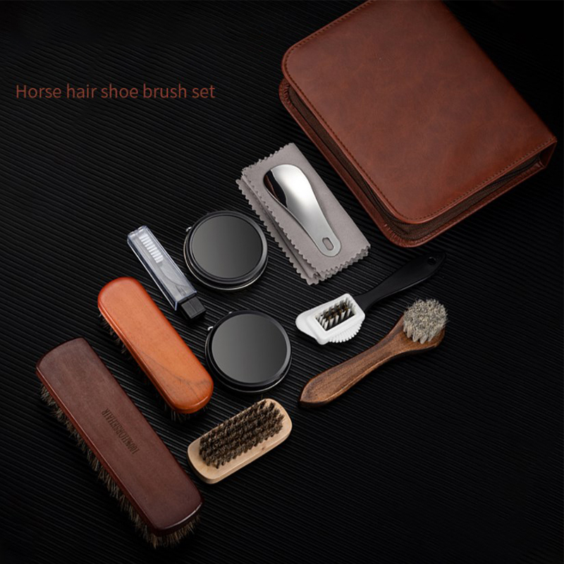 Ensemble de brosses à chaussur - Leatherwork Kit avis et prix