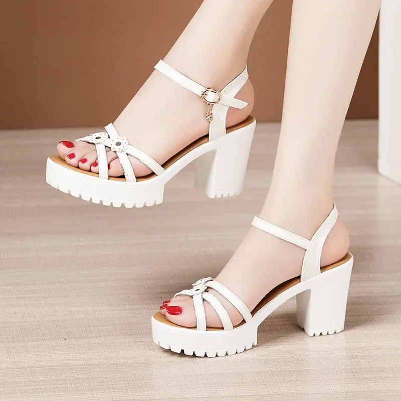 Sandales à plateforme élégante - Leather Work Heels avis et prix